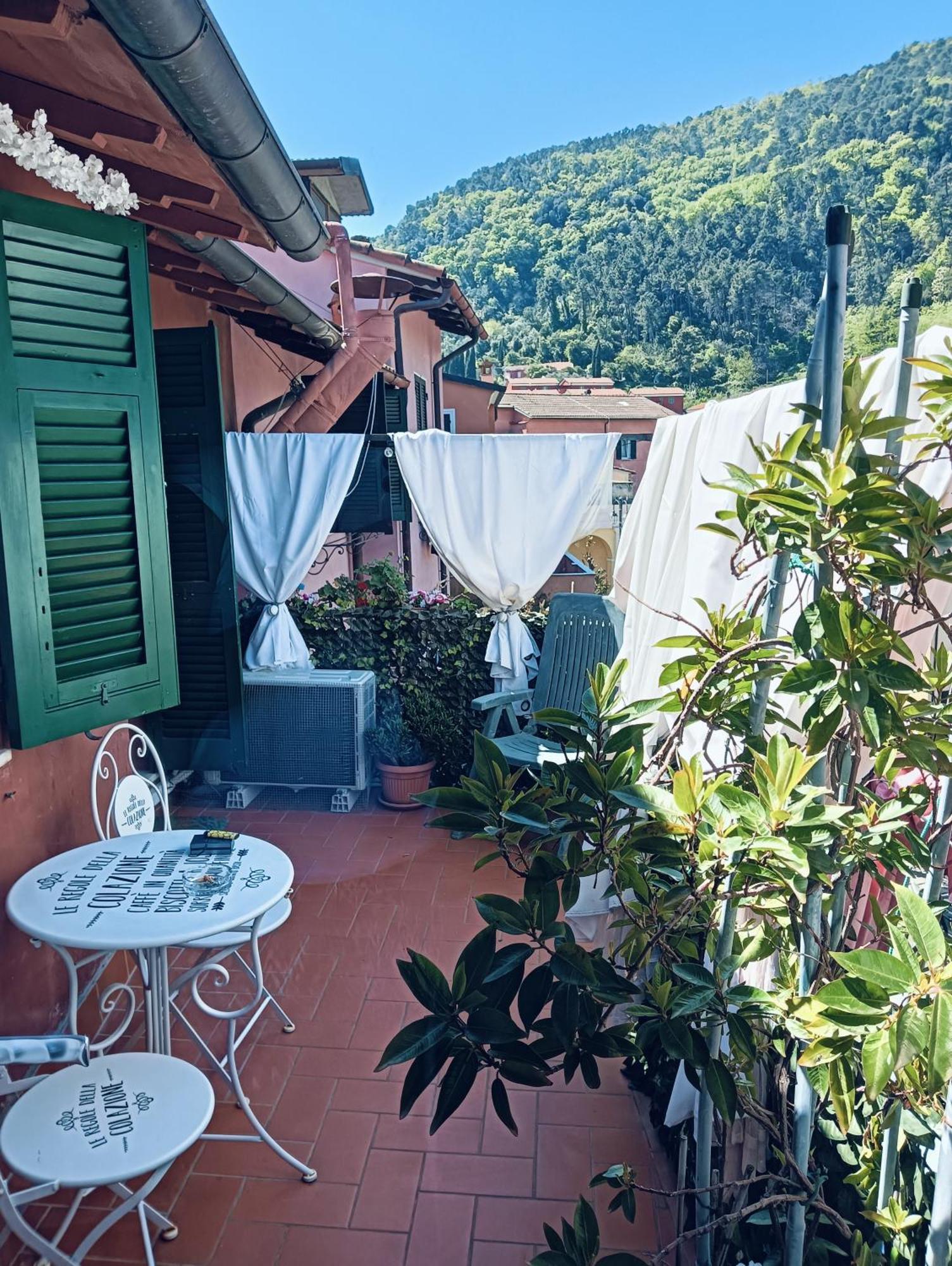 La Terrazza Di Ameglia Alta Lägenhet Exteriör bild